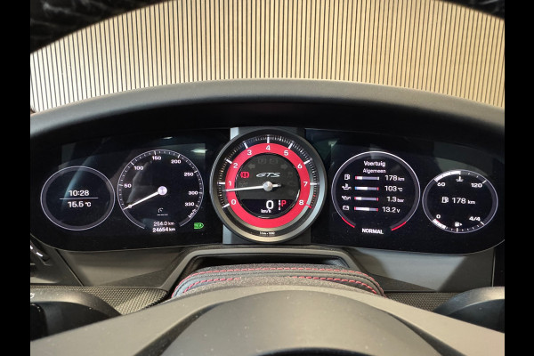 Porsche 911 3.0 Carrera GTS AUT. PANORAMADAK NAVIGATIE APPLE CARPLAY STOELVERWARMING CAMERA PDC AIRCO CRUISE