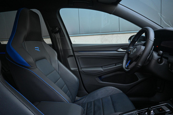 Volkswagen Golf 2.0 TSI R 4Motion *Harman-Kardon / HUD / Stoelventilatie / Akrapovic uitlaat / Sportstoelen / Nürburgring-stand*