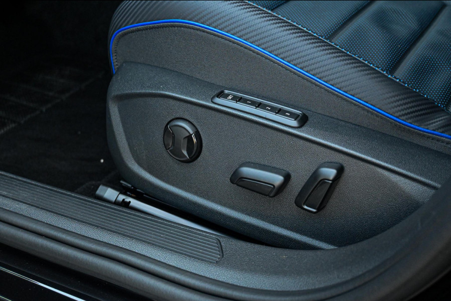 Volkswagen Golf 2.0 TSI R 4Motion *Harman-Kardon / HUD / Stoelventilatie / Akrapovic uitlaat / Sportstoelen / Nürburgring-stand*