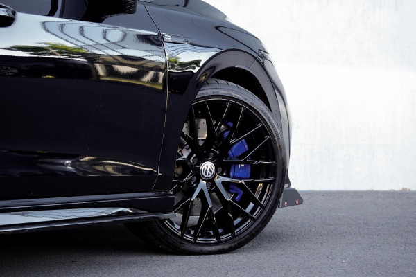 Volkswagen Golf 2.0 TSI R 4Motion *Harman-Kardon / HUD / Stoelventilatie / Akrapovic uitlaat / Sportstoelen / Nürburgring-stand*
