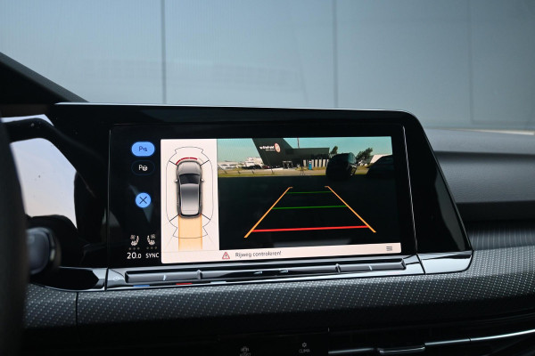 Volkswagen Golf 2.0 TSI R 4Motion *Harman-Kardon / HUD / Stoelventilatie / Akrapovic uitlaat / Sportstoelen / Nürburgring-stand*