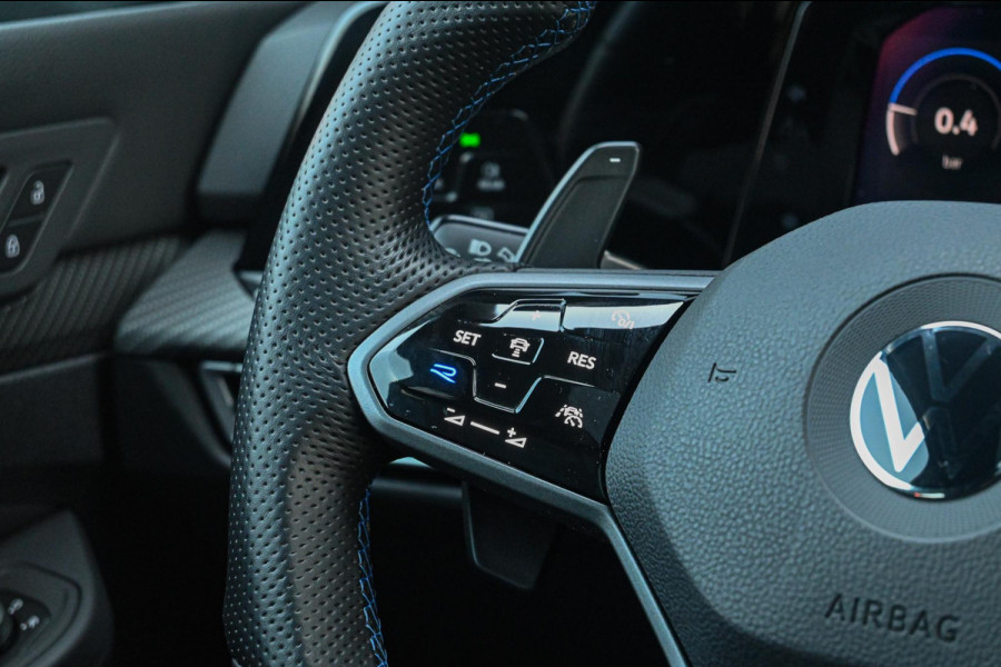 Volkswagen Golf 2.0 TSI R 4Motion *Harman-Kardon / HUD / Stoelventilatie / Akrapovic uitlaat / Sportstoelen / Nürburgring-stand*