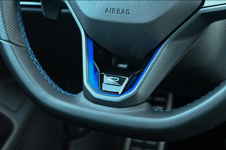 Volkswagen Golf 2.0 TSI R 4Motion *Harman-Kardon / HUD / Stoelventilatie / Akrapovic uitlaat / Sportstoelen / Nürburgring-stand*