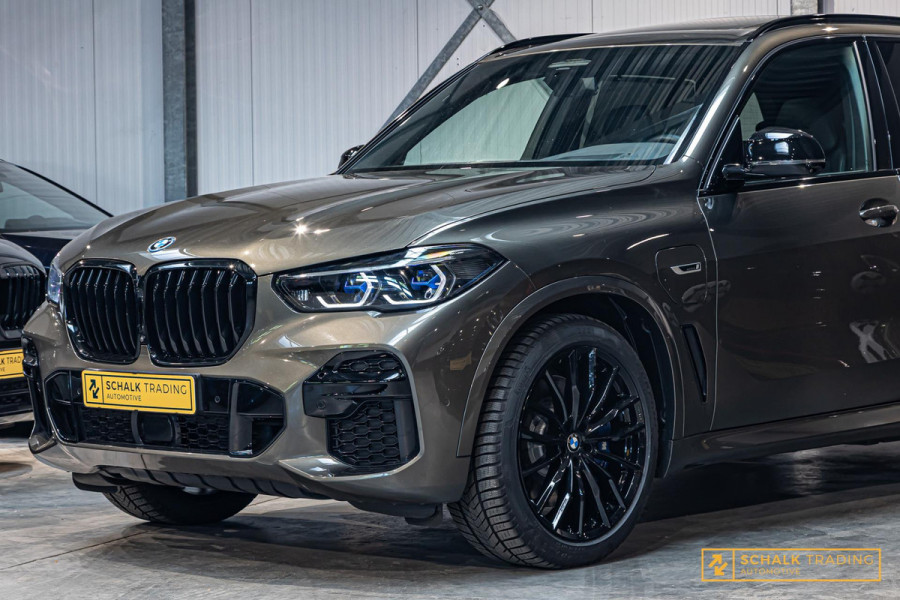 BMW X5 XDrive45e High Executive|B&W|Laser|M-sport|21inch|Cam