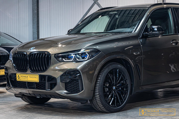 BMW X5 XDrive45e High Executive|B&W|Laser|M-sport|21inch|Cam