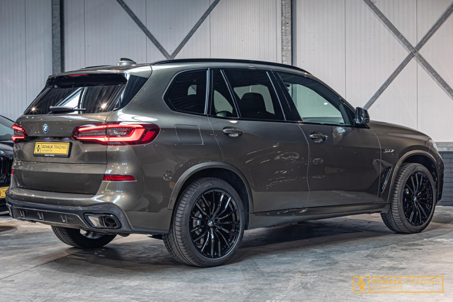 BMW X5 XDrive45e High Executive|B&W|Laser|M-sport|21inch|Cam