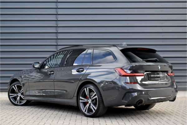 BMW 3 Serie Touring 330e M Sport Individual | Camera | Trekhaak wegkl. | 19'' Velgen | Comfort Access | CarPlay |