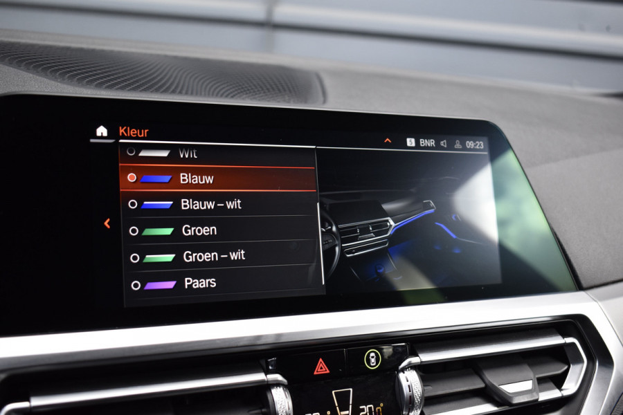 BMW 3 Serie Touring 330e M Sport Individual | Camera | Trekhaak wegkl. | 19'' Velgen | Comfort Access | CarPlay |