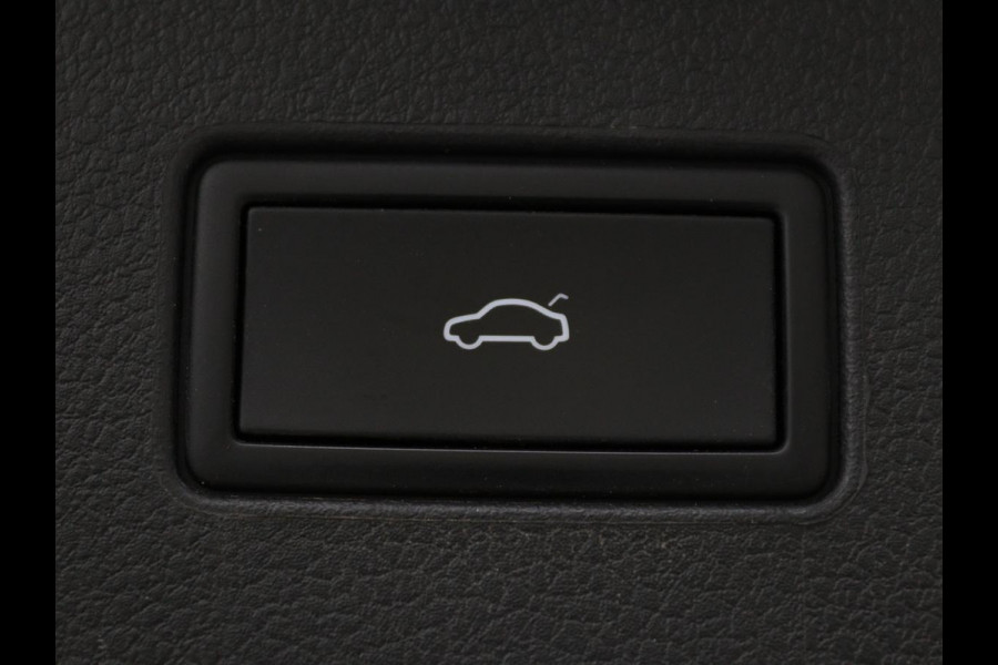 Volkswagen Passat 1.4 TSI GTE | Stoel & stuurverwarming | Camera | Carplay | Trekhaak | Adaptive cruise | Standkachel | Navigatie | Full LED