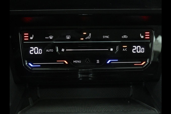 Volkswagen Passat 1.4 TSI GTE | Stoel & stuurverwarming | Camera | Carplay | Trekhaak | Adaptive cruise | Standkachel | Navigatie | Full LED