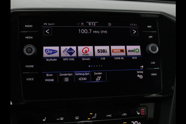 Volkswagen Passat 1.4 TSI GTE | Stoel & stuurverwarming | Camera | Carplay | Trekhaak | Adaptive cruise | Standkachel | Navigatie | Full LED