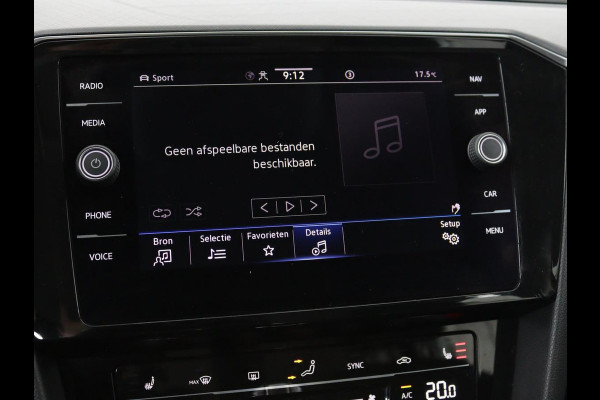 Volkswagen Passat 1.4 TSI GTE | Stoel & stuurverwarming | Camera | Carplay | Trekhaak | Adaptive cruise | Standkachel | Navigatie | Full LED