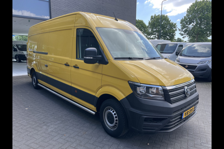 Volkswagen Crafter 35 2.0 TDI L4H3 Highline Airco - Cruise control - Achteruitrijcamera - Parkeersensoren - zijschuifdeur rechts - tussenschot volledig - Ideaal voor camper