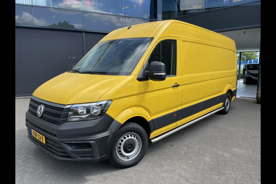 Volkswagen Crafter 35 2.0 TDI L4H3 Highline Airco - Cruise control - Achteruitrijcamera - Parkeersensoren - zijschuifdeur rechts - tussenschot volledig - Ideaal voor camper