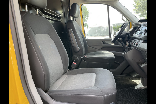 Volkswagen Crafter 35 2.0 TDI L4H3 Highline Airco - Cruise control - Achteruitrijcamera - Parkeersensoren - zijschuifdeur rechts - tussenschot volledig - Ideaal voor camper