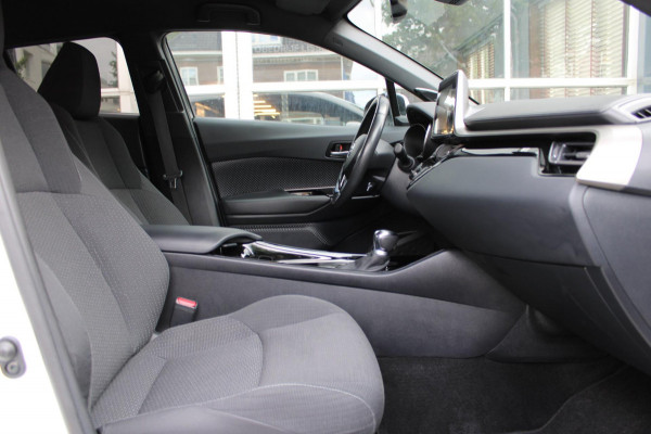 Toyota C-HR 1.8 Hybrid Business Intro Automaat Camera Navi