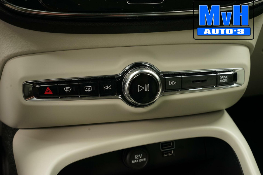 Volvo XC40 1.5 T3 Momentum Pro 163PK|360ºCAM|Intellisafe|NAP