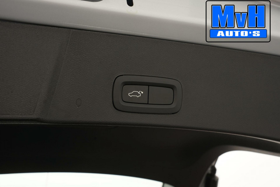 Volvo XC40 1.5 T3 Momentum Pro 163PK|360ºCAM|Intellisafe|NAP