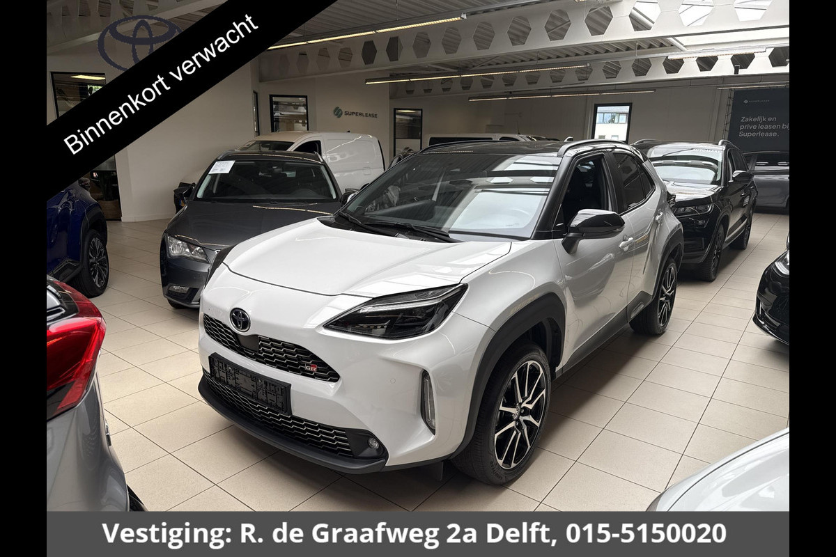 Toyota Yaris Cross 1.5 Hybrid GR Sport | Parkeersensoren Voor & Achter | Stoelverwarming | Draadloos laden | Toyota Yaris Cross 1.5 Hybrid GR Sport | Parkeersensoren Voor & Achter | Stoelverwarming | Draadloos laden |