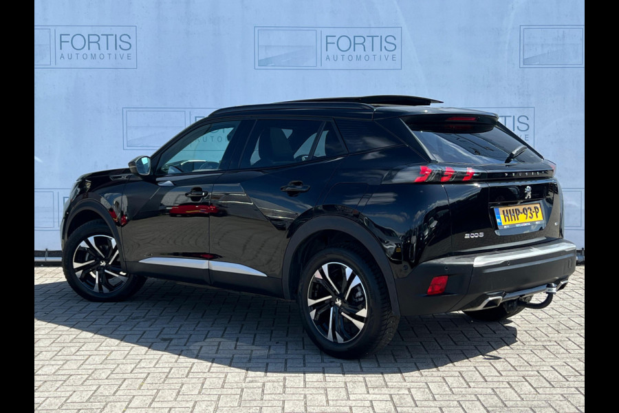 Peugeot 2008 1.2 PureTech GT Pack PANO | CAMERA | TREKHAAK | CARPLAY |