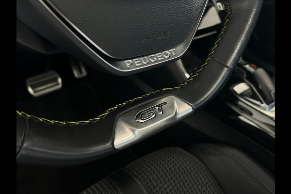 Peugeot 2008 1.2 PureTech GT Pack PANO | CAMERA | TREKHAAK | CARPLAY |