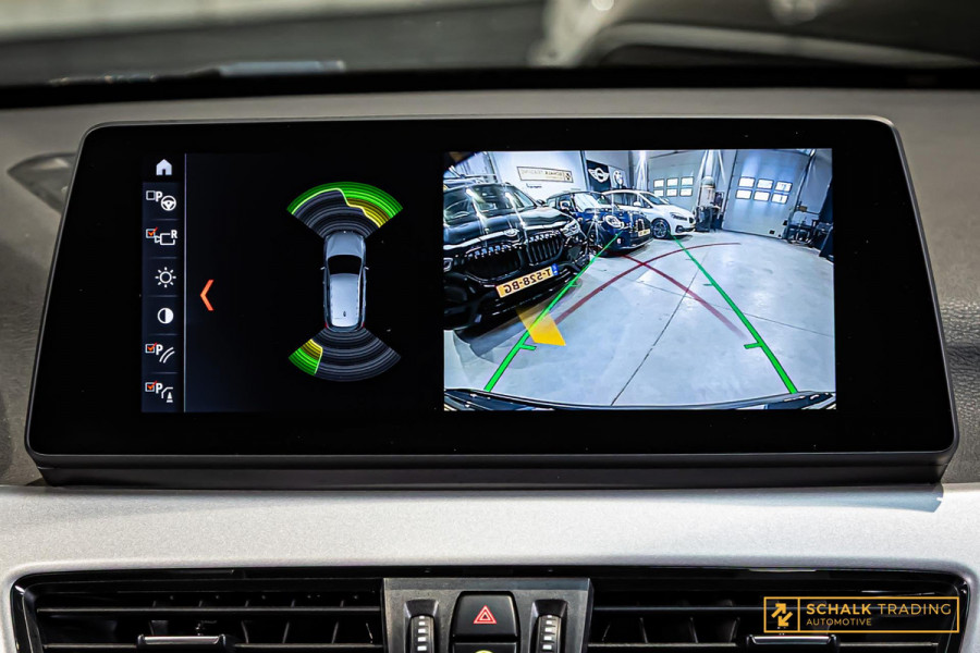 BMW X1 XDrive25e|Cam|Navi-XL|HUD|Stoelverwarming|Dealer|APK