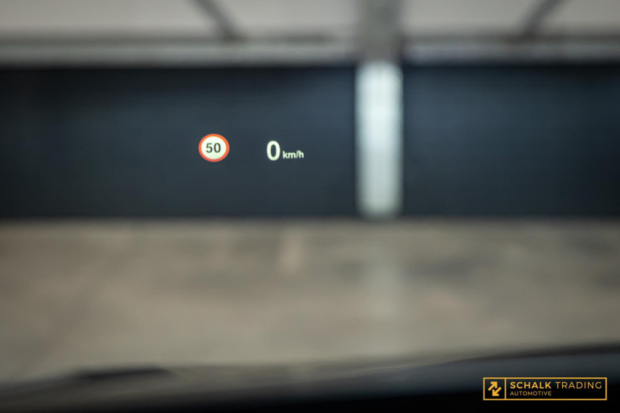 BMW X1 XDrive25e|Cam|Navi-XL|HUD|Stoelverwarming|Dealer|APK
