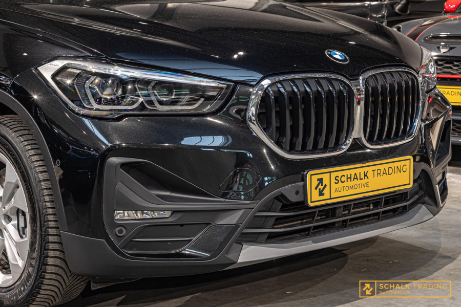 BMW X1 XDrive25e|Cam|Navi-XL|HUD|Stoelverwarming|Dealer|APK