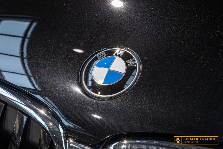BMW X1 XDrive25e|Cam|Navi-XL|HUD|Stoelverwarming|Dealer|APK