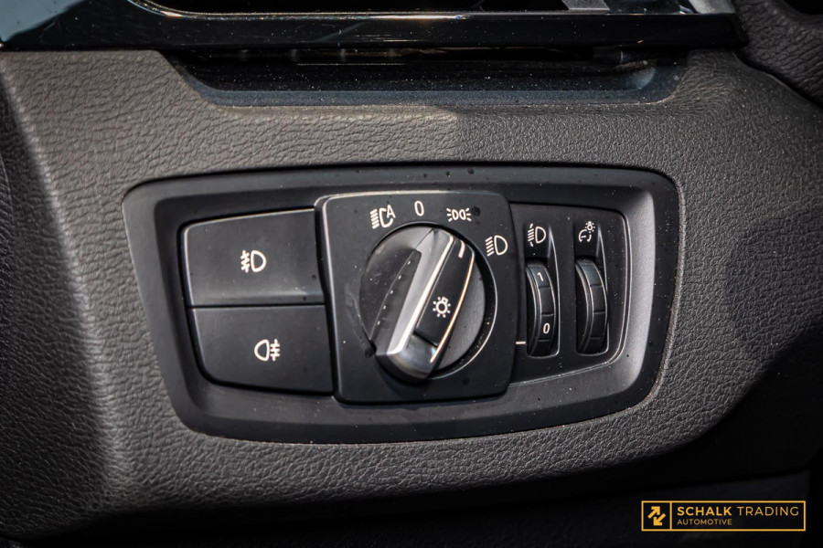BMW X1 XDrive25e|Cam|Navi-XL|HUD|Stoelverwarming|Dealer|APK