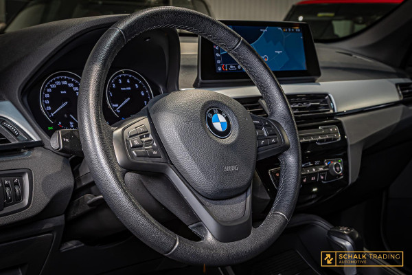 BMW X1 XDrive25e|Cam|Navi-XL|HUD|Stoelverwarming|Dealer|APK