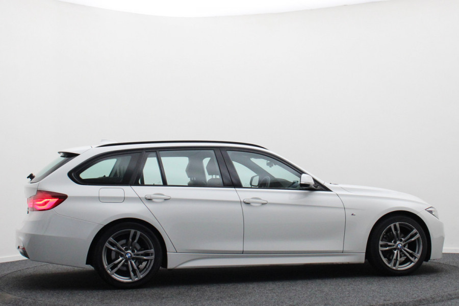 BMW 3 Serie Touring 318i Edition M Sport Shadow Executive Leer, Standkachel, Verwarmde Stoelen, Cruise, Navigatie, Bluetooth, 18''