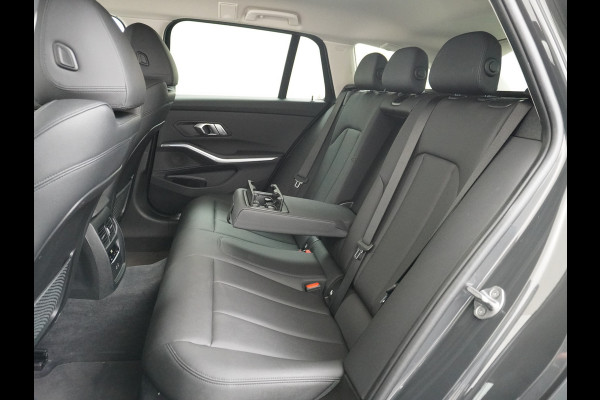 BMW 3 Serie Touring 2.0T 157PK AUT-8 Leder Sport Line Trekhaak Apple Carplay Android Auto Comfort Access BMW Digital KeyNavi Pro Live Cockpi Elek.Achterklep Bluetooth Pdc Led Business Edition 1e Eigenaar
