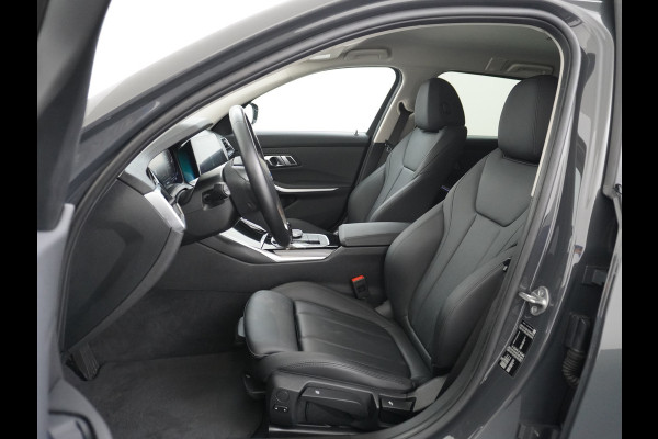 BMW 3 Serie Touring 2.0T 157PK AUT-8 Leder Sport Line Trekhaak Apple Carplay Android Auto Comfort Access BMW Digital KeyNavi Pro Live Cockpi Elek.Achterklep Bluetooth Pdc Led Business Edition 1e Eigenaar