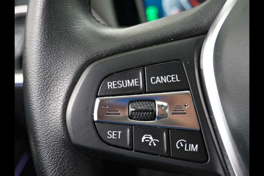 BMW 3 Serie Touring 2.0T 157PK AUT-8 Leder Sport Line Trekhaak Apple Carplay Android Auto Comfort Access BMW Digital KeyNavi Pro Live Cockpi Elek.Achterklep Bluetooth Pdc Led Business Edition 1e Eigenaar