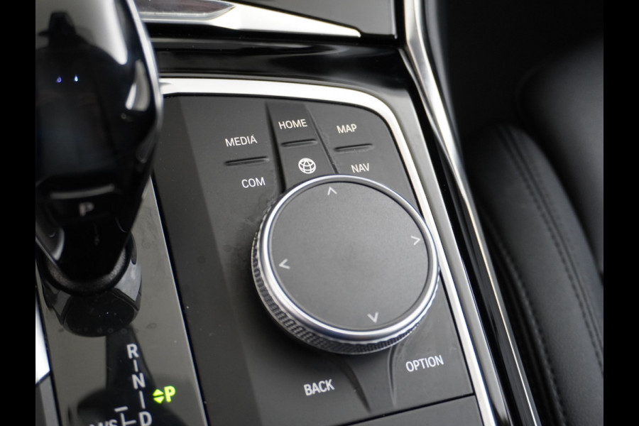 BMW 3 Serie Touring 2.0T 157PK AUT-8 Leder Sport Line Trekhaak Apple Carplay Android Auto Comfort Access BMW Digital KeyNavi Pro Live Cockpi Elek.Achterklep Bluetooth Pdc Led Business Edition 1e Eigenaar