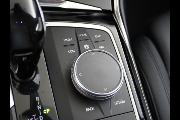 BMW 3 Serie Touring 2.0T 157PK AUT-8 Leder Sport Line Trekhaak Apple Carplay Android Auto Comfort Access BMW Digital KeyNavi Pro Live Cockpi Elek.Achterklep Bluetooth Pdc Led Business Edition 1e Eigenaar
