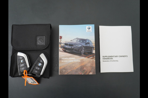 BMW 3 Serie Touring 2.0T 157PK AUT-8 Leder Sport Line Trekhaak Apple Carplay Android Auto Comfort Access BMW Digital KeyNavi Pro Live Cockpi Elek.Achterklep Bluetooth Pdc Led Business Edition 1e Eigenaar
