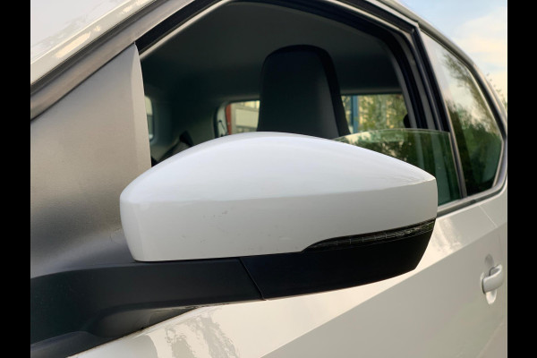 Volkswagen up! 1.0 BMT move up! 5 DEURS AIRCO LUXE 2018 ! ! ! NIEUWE APK !