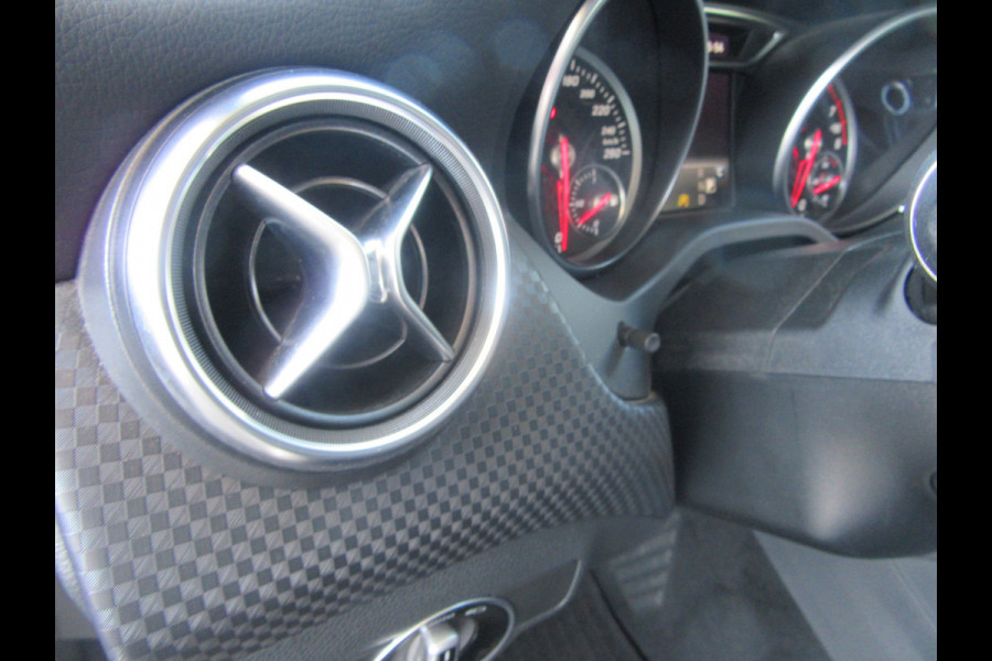 Mercedes-Benz A-Klasse 180 Ambition AMG Styling , LED, NAVI, PDC (occasion)