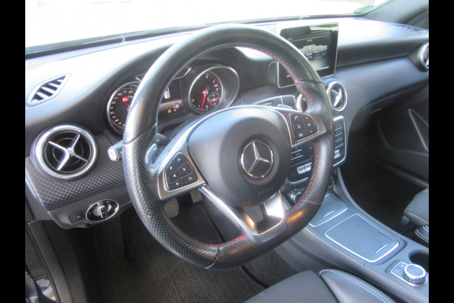 Mercedes-Benz A-Klasse 180 Ambition AMG Styling , LED, NAVI, PDC (occasion)