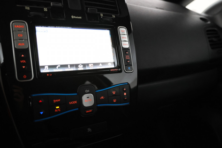 Nissan Leaf Acenta 30 kWh Airco, Bluetooth, Parkeersensore