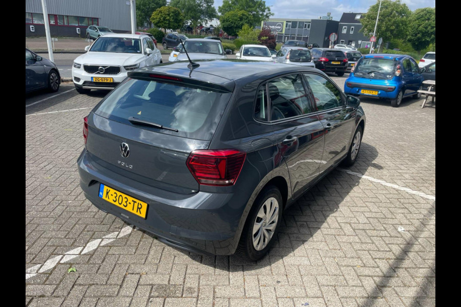 Volkswagen Polo 1.0 TSI Comfortline Business / navigatie / cruise control