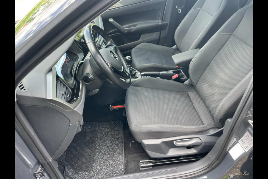 Volkswagen Polo 1.0 TSI Comfortline Business / navigatie / cruise control