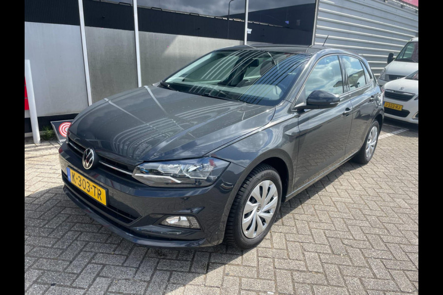 Volkswagen Polo 1.0 TSI Comfortline Business / navigatie / cruise control