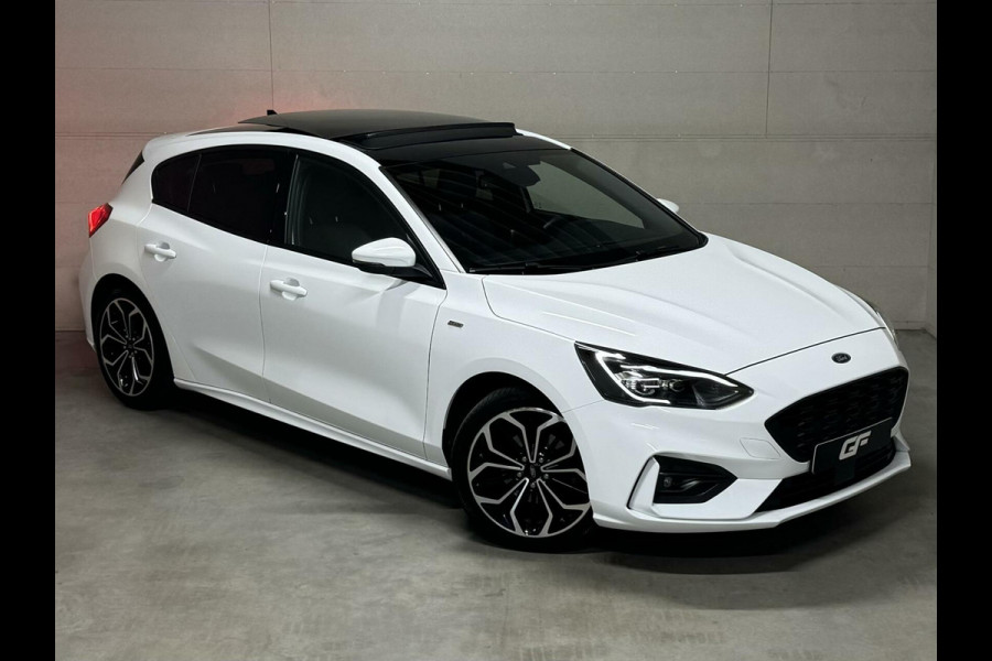 Ford Focus 1.5 EcoBoost ST Line Pano ACC CarPlay Winterpack