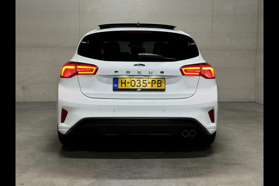 Ford Focus 1.5 EcoBoost ST Line Pano ACC CarPlay Winterpack