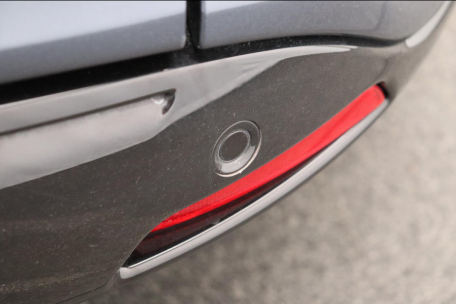 Renault Clio Estate 0.9 TCe Bose Navigatie Climate-control Cruise * Origineel Nederlands *