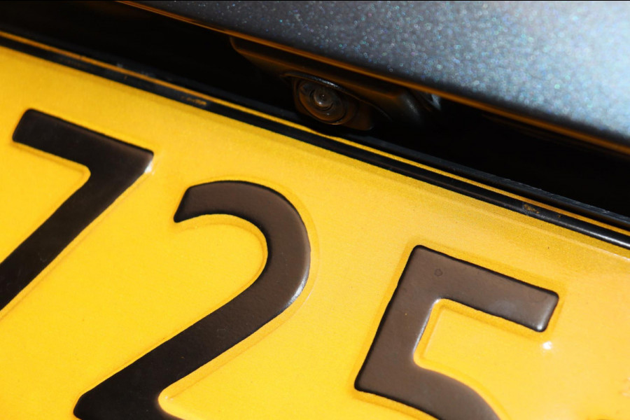 Renault Clio Estate 0.9 TCe Bose Navigatie Climate-control Cruise * Origineel Nederlands *