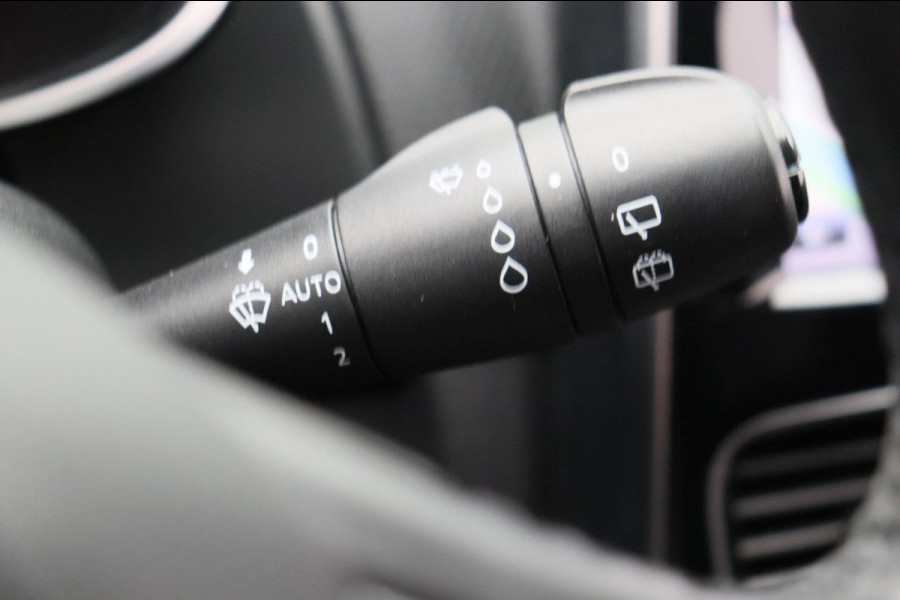 Renault Clio Estate 0.9 TCe Bose Navigatie Climate-control Cruise * Origineel Nederlands *
